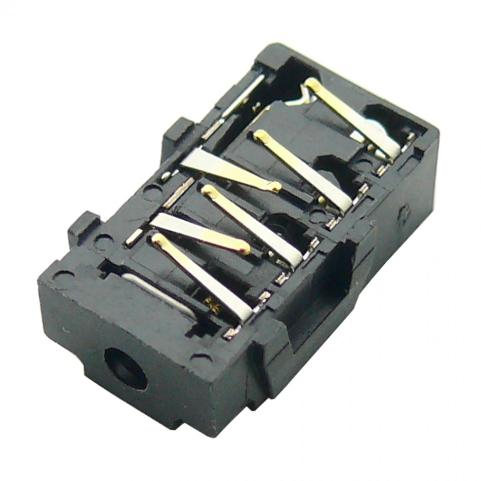 Connettore-presa auricolare Connettore-presa auricolare