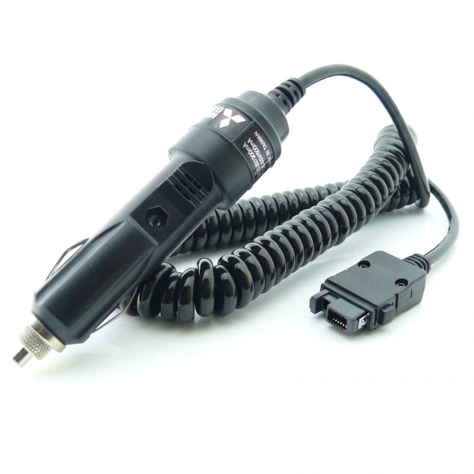 Carica batteria auto Carica batteria auto